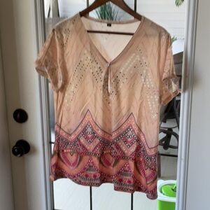 Women's Pink Patterned Top